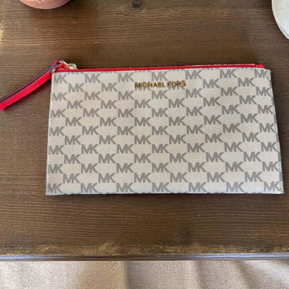 Michael Kors Wristlet Red Zipper Credit Card‎ Holder - Picture 2 of 10